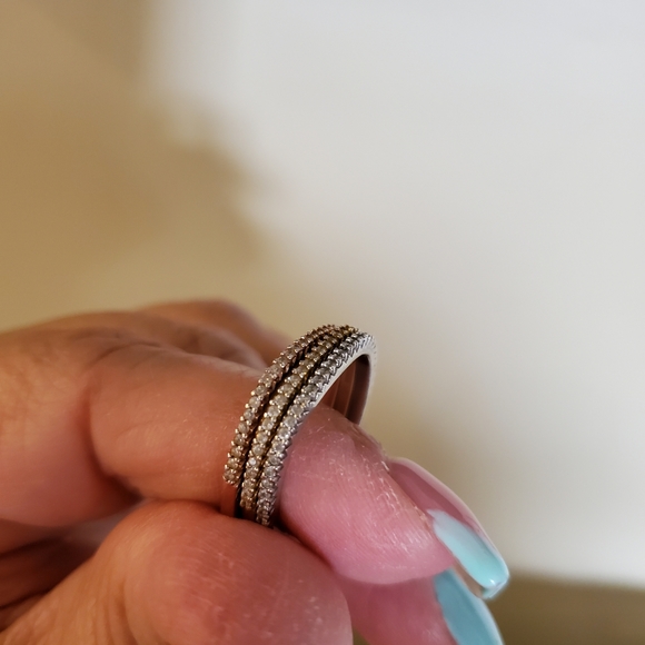 Rings trio set size 8.5 - Picture 6 of 7